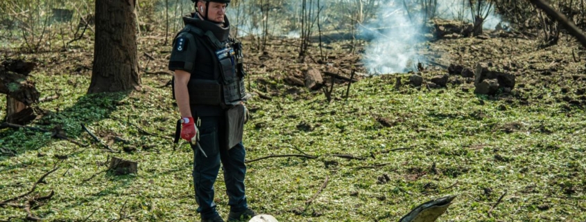 Пожежі, розбиті будинки, загиблий та поранені: наслідки обстрілів Харківщини за добу