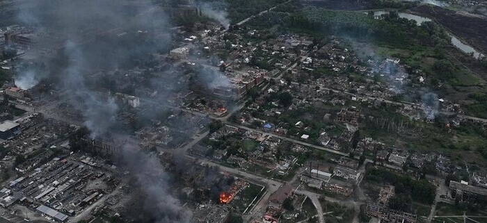 Росіяни намагаються розширити зону контролю у Вовчанську