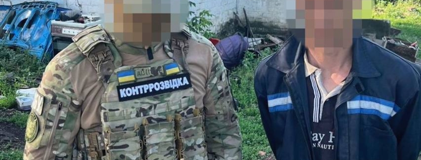 СБУ затримала чоловіка, який роздавав односельчанам пропагандистські газети «Харьков Z»