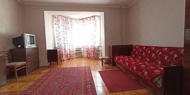 Довготривала оренда 1к квартири на просп. Аерокосмічний 2А