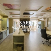 5-кімнатна квартира, Нов.Дома