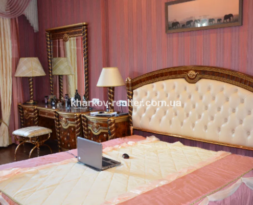 Оренда                     3-кімнатна квартира, Нов.Дома