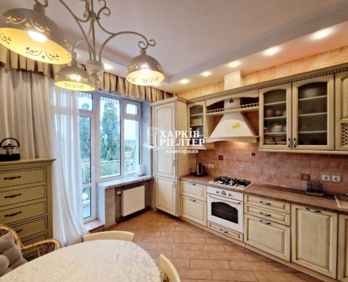 Оренда                     3-кімнатна квартира, Нов.Дома