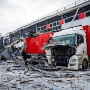 У Харківській області ракети зруйнували термінал «Нової пошти» (ФОТО)