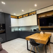 3-кімнатна квартира, Центр,
ЖК Ключ